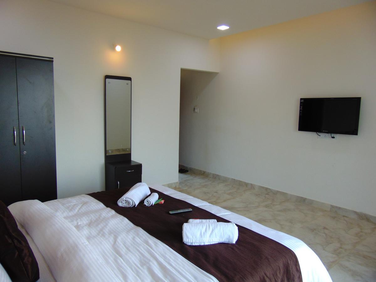 Harmony Palace Hotel Mahābaleshwar Esterno foto